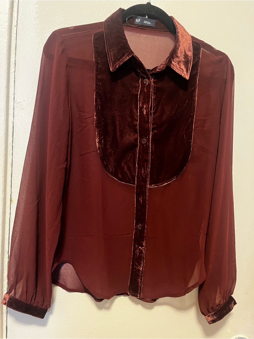 GAP Women's Burgundy Velvet-Trim Sheer Button Blouse
